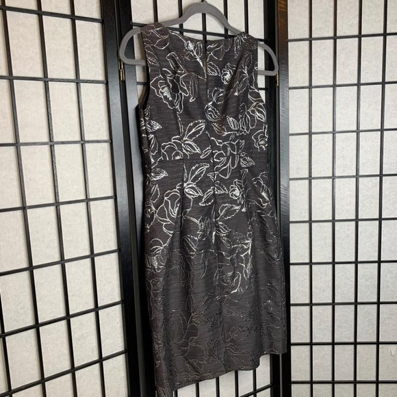Nipon Sheath Flower Sleeveless Sheath Summer Dress Silver Grey Small 2 - Picture 3 of 8